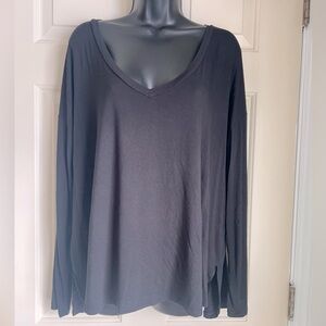American Eagle Outfitters Black Long Sleeve Tee